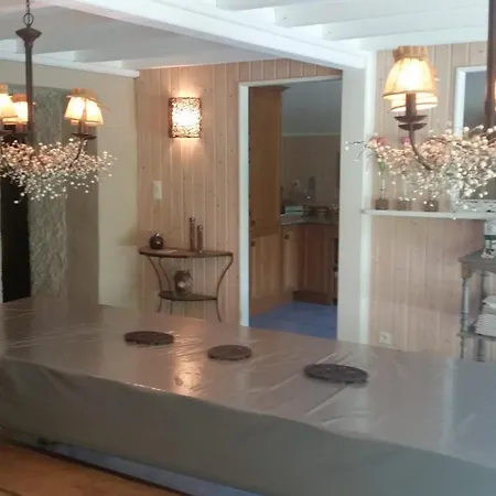 La Maison Aux Volets Bleus Holiday home *